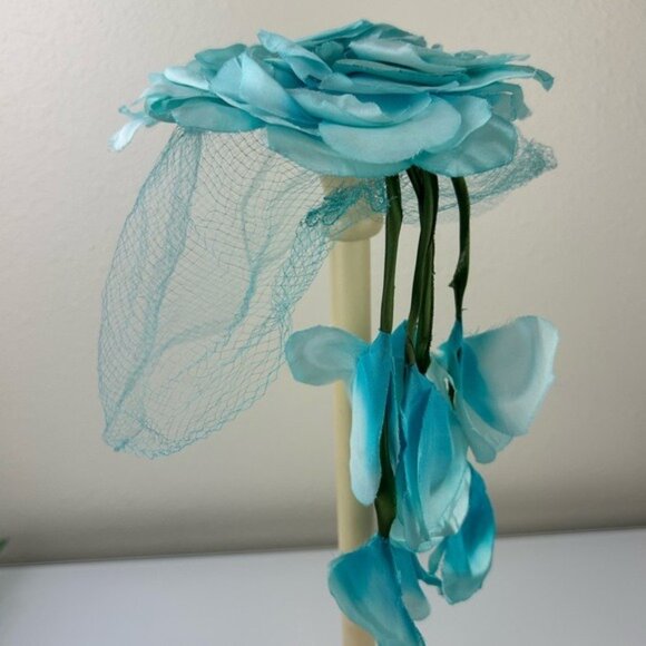 VTG Union Made USA Blue Flower Hat Fascinator Hair Piece Hanging Petals Unique main image 12